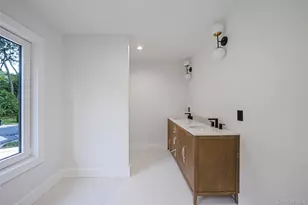 628 Meadow Rd, Smithtown, NY 11754 - Photo 35