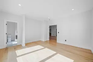 628 Meadow Rd, Smithtown, NY 11754 - Photo 19