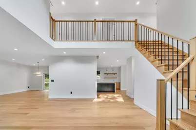 628 Meadow Road, Smithtown, NY 11754 - Photo 49