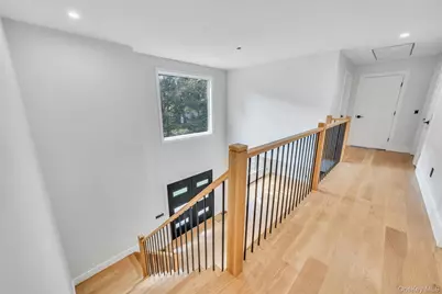 628 Meadow Road, Smithtown, NY 11754 - Photo 23