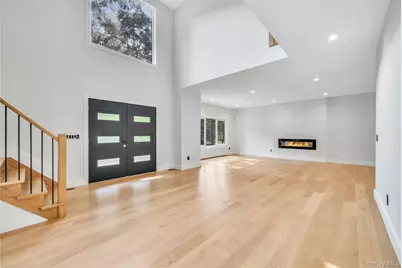 628 Meadow Road, Smithtown, NY 11754 - Photo 17