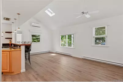 4 E End Avenue, East Quogue, NY 11942 - Photo 7