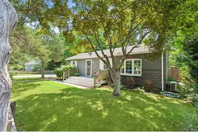 4 E End Avenue, East Quogue, NY 11942 - Photo 15