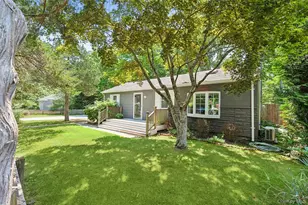 4 East End Ave, East Quogue, NY 11942 - Photo 15