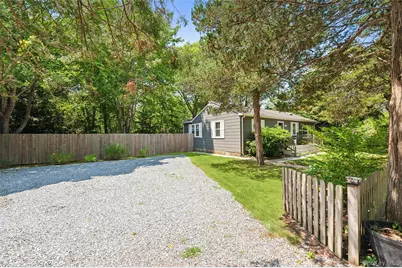 4 E End Avenue, East Quogue, NY 11942 - Photo 17