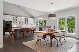 2 Willowood Ct, Westhampton, NY 11977 - Photo 3