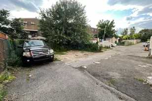 269 Balcom Ave, Bronx, NY 10465 - Photo 19