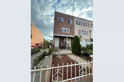 269 Balcom Avenue, Bronx, NY 10465 - Photo 1
