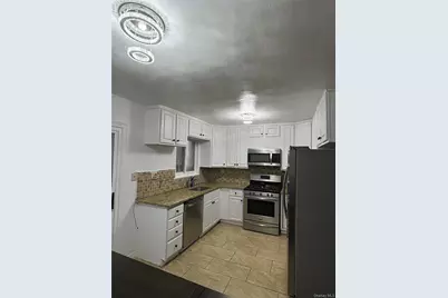 269 Balcom Avenue, Bronx, NY 10465 - Photo 5