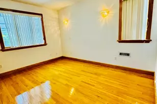 34-41 201st St, Bayside, NY 11361 - Photo 23