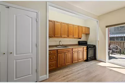 1113 Parkview Drive, Spring Valley, NY 10977 - Photo 15