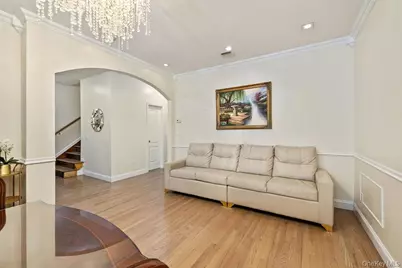 1113 Parkview Drive, Spring Valley, NY 10977 - Photo 9