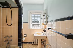 107 Melrose Ave, East Rockaway, NY 11518 - Photo 21