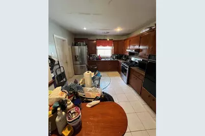 10211 85th Avenue, Richmond Hill, NY 11418 - Photo 3