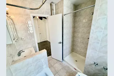 897 Empire Boulevard #F6, Brooklyn, NY 11213 - Photo 15