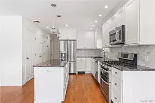 451 Bellevue Ave, Yonkers, NY 10703 - Photo 29