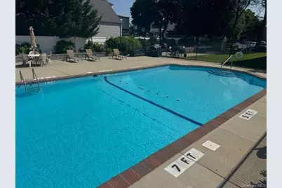 250 W Merrick Road #2R, Freeport, NY 11520 - Photo 11