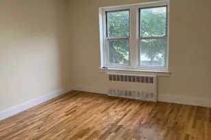 250 W Merrick Rd, Freeport, NY 11520 - Photo 9