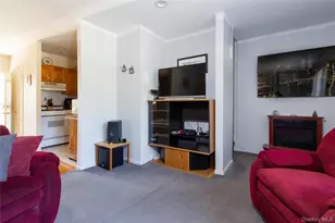 150-50 15th Dr, Whitestone, NY 11357 - Photo 7