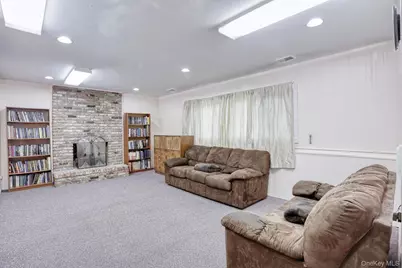 84 College Road, Monsey, NY 10952 - Photo 23