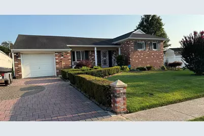 6 Winter Lane, Amityville, NY 11701 - Photo 3