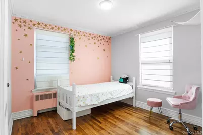 77 Edwards Street #2A, Roslyn Heights, NY 11577 - Photo 13