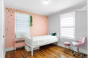 77 Edwards St, Roslyn Heights, NY 11577 - Photo 13