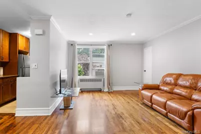 77 Edwards Street #2A, Roslyn Heights, NY 11577 - Photo 5