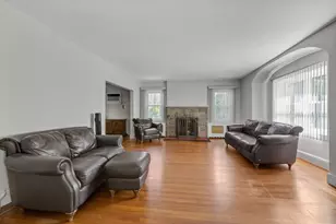 2441 Yates Ave, Bronx, NY 10469 - Photo 9