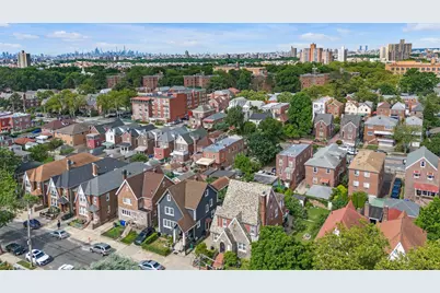 2441 Yates Avenue, Bronx, NY 10469 - Photo 23