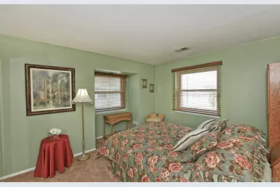 226 Oakview Avenue, Oceanside, NY 11572 - Photo 19