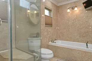 226 Oakview Ave, Oceanside, NY 11572 - Photo 17