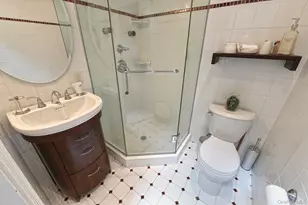 226 Oakview Ave, Oceanside, NY 11572 - Photo 21