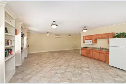 226 Oakview Avenue, Oceanside, NY 11572 - Photo 29