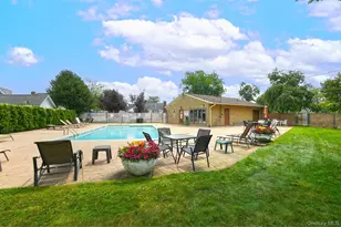 226 Oakview Ave, Oceanside, NY 11572 - Photo 31