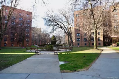 150-29 72nd Rd #4F, Flushing, NY 11367 - Photo 15