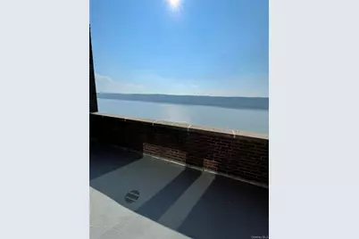 23 Water Grant Street #10 E, Yonkers, NY 10701 - Photo 9