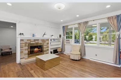 7 Mortimer Street, Westhampton Beach, NY 11978 - Photo 3