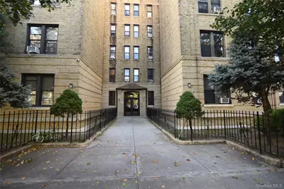 83-52 Talbot Street #5C, Kew Gardens, NY 11415 - Photo 1
