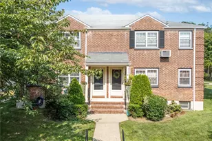 69-09 215th St, Bayside, NY 11364 - Photo 17