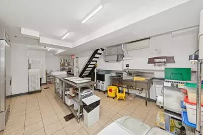 264 Lenox Avenue, New York, NY 10027 - Photo 13