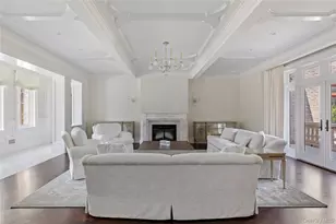 9 Hicks Ln, Sands Point, NY 11050 - Photo 11