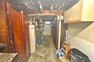 44 Jefferson Ave, Lynbrook, NY 11563 - Photo 9