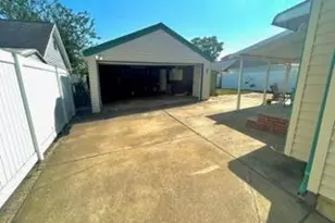 44 Jefferson Ave, Lynbrook, NY 11563 - Photo 5