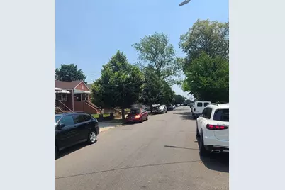 114-42 204th Street, Saint Albans, NY 11412 - Photo 3