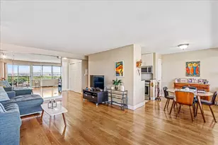 17-85 215th St, Bayside, NY 11360 - Photo 7