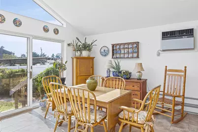 2436 Hempstead Lane, Wantagh, NY 11793 - Photo 7