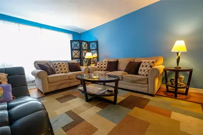 320 Atlantic Avenue #B4, East Rockaway, NY 11518 - Photo 3