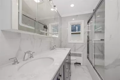 594 Fenworth Boulevard, Franklin Square, NY 11010 - Photo 13