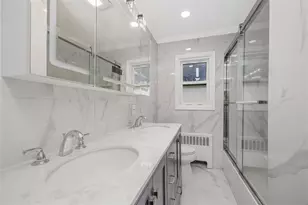 594 Fenworth Blvd, Franklin Square, NY 11010 - Photo 13